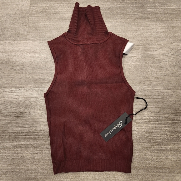 Shinestar Burgundy ribbed sleeveless turtleneck - Picture 2 of 5